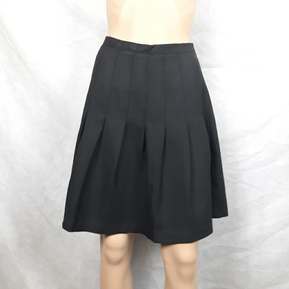 Hiliard $ Hanson Size 12 Black Skirt